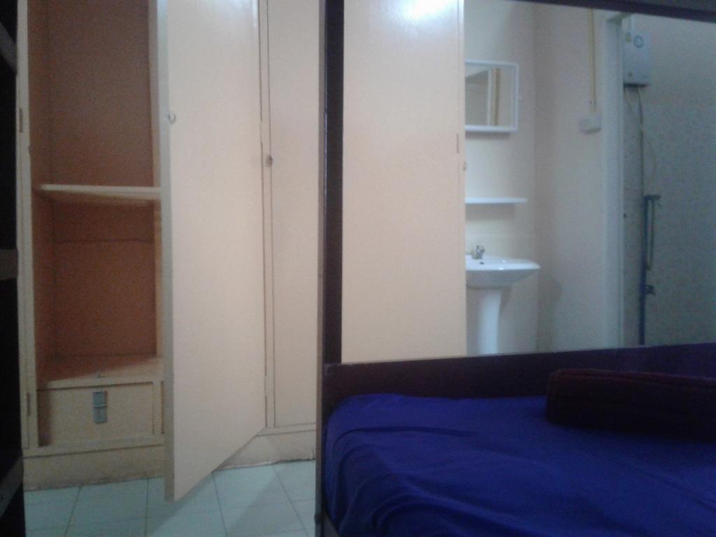 Yaya Guesthouse Bangkok Ngoại thất bức ảnh