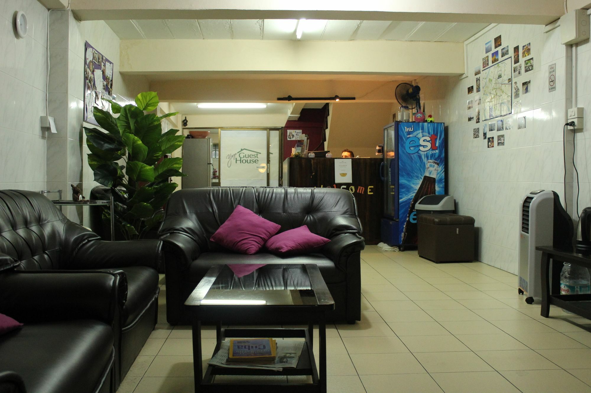 Yaya Guesthouse Bangkok Ngoại thất bức ảnh