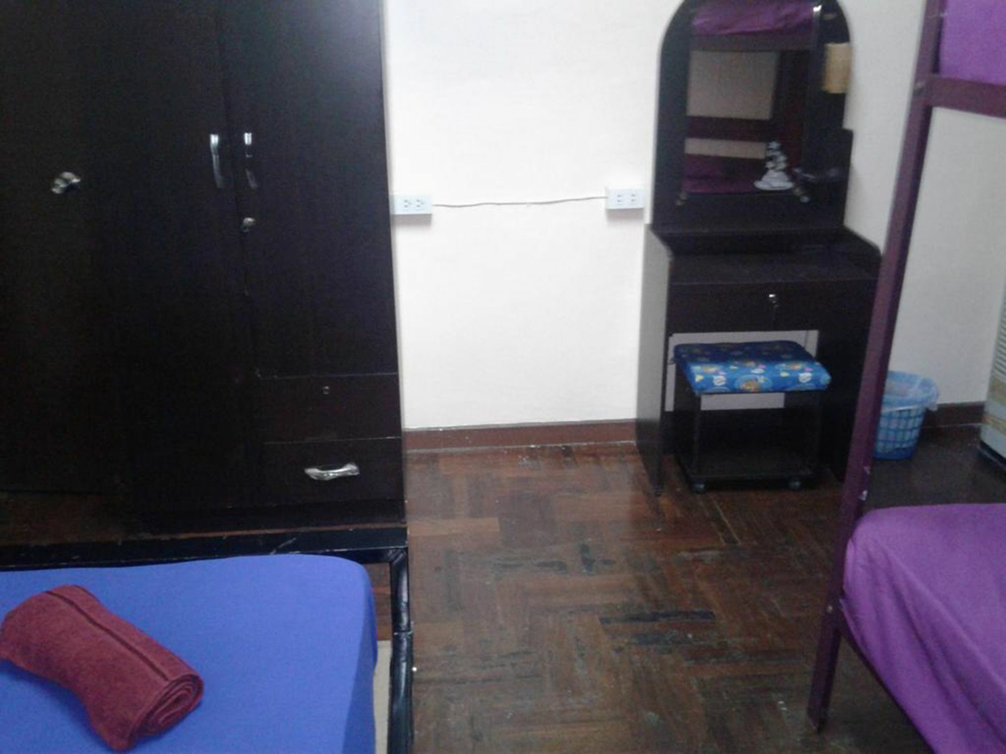 Yaya Guesthouse Bangkok Ngoại thất bức ảnh