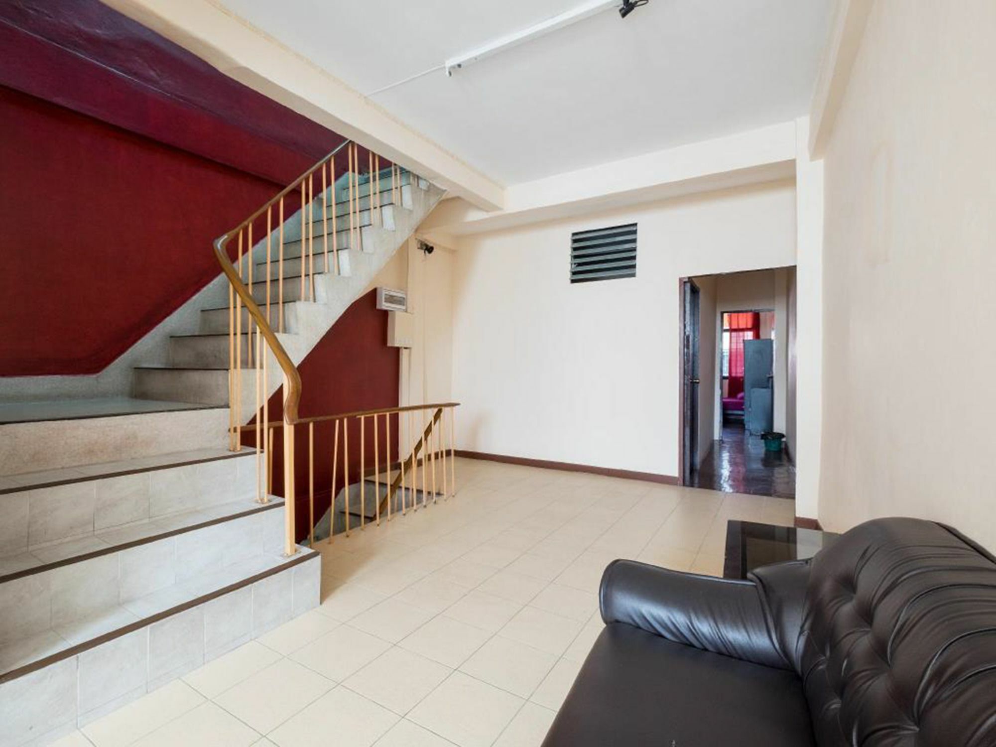 Yaya Guesthouse Bangkok Ngoại thất bức ảnh