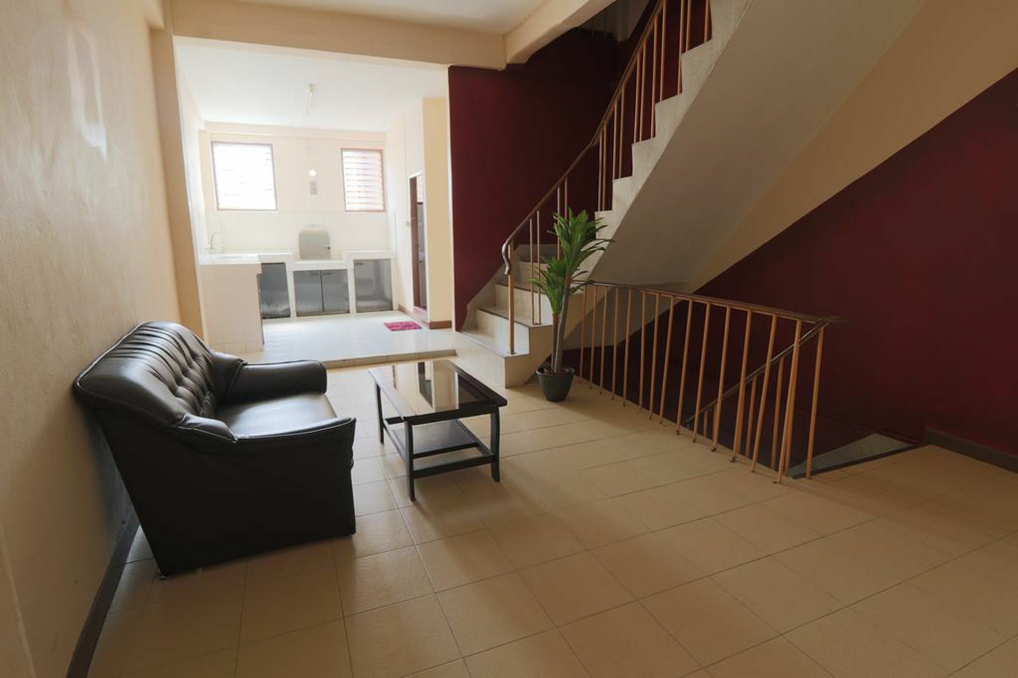 Yaya Guesthouse Bangkok Ngoại thất bức ảnh